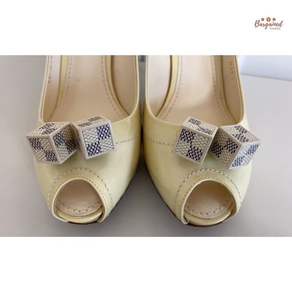 Authentic Louis Vuitton Ivory Patent Leather Dice Peep Toe Slingback Sandals 8.5 - Picture 2 of 14